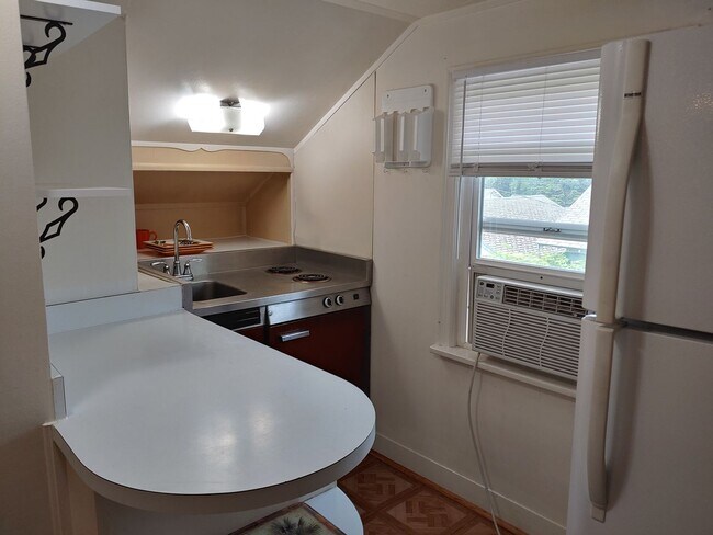 Foto del edificio - Downtown Loft Apartment on E Sherman Ave l...