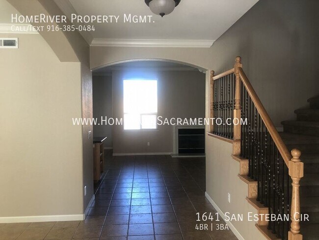 Building Photo - 1641 San Esteban Cir