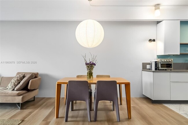 Building Photo - 1840 Jefferson Ave