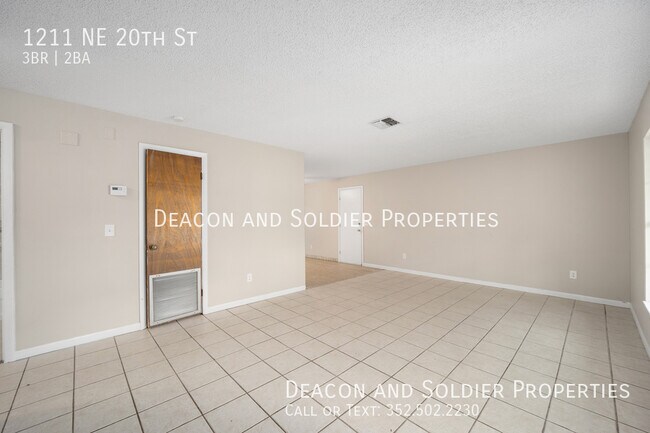 Foto del edificio - 1211 NE 20th St