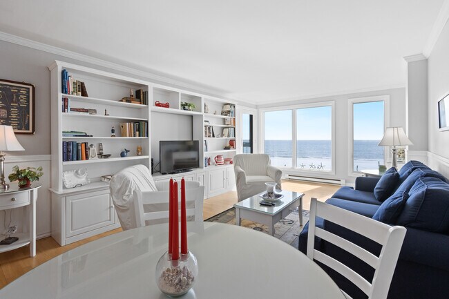 Building Photo - 1 Seacliff Ave