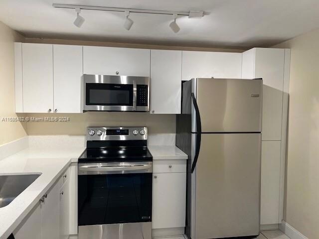 Foto del edificio - 11207 SW 88TH St Unit 214A