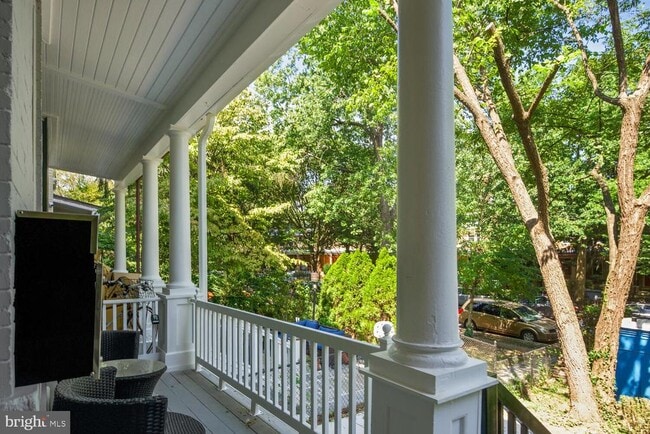 Building Photo - 1850 Ingleside Terrace NW