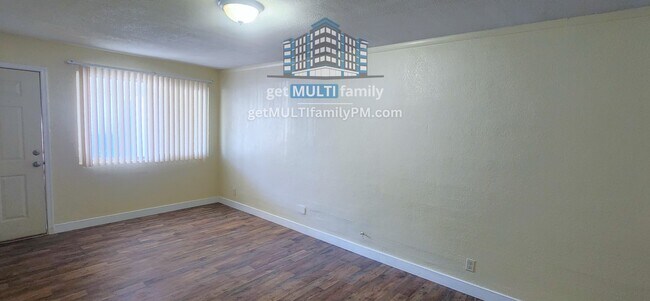 Building Photo - One Month Free! Your Ideal 2 Bed 2 Bath Ho...