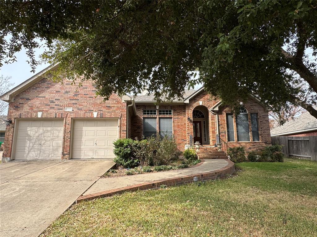 Foto principal - 18008 Rosebud Pl