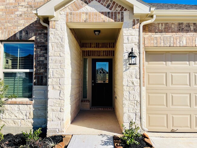 Building Photo - 934 Golden Willow Ln