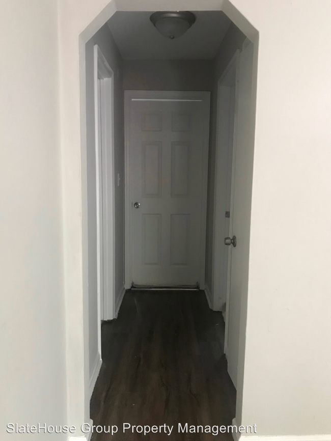 Foto del edificio - 6255 Alexander St