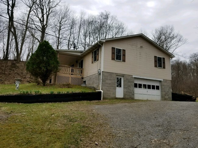 Foto del edificio - 150 Community Park Rd
