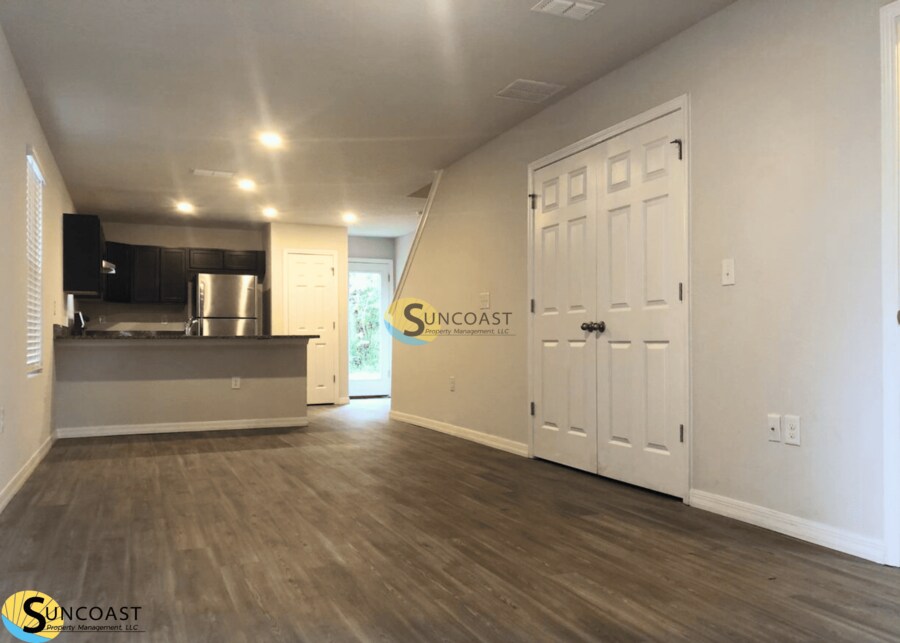 Foto principal - 5671 110th St
