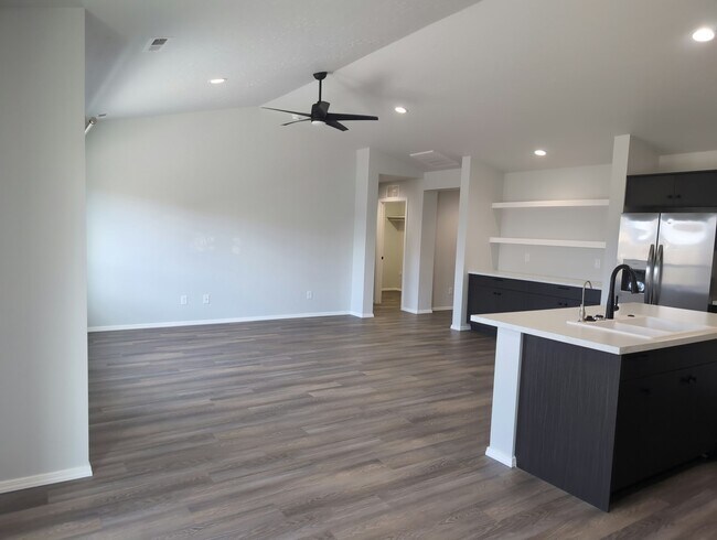 Foto del edificio - 14833 N Ninja Wy