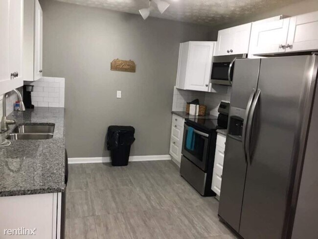 Building Photo - 2 br, 1 bath Condo - 2977 Pearl Street