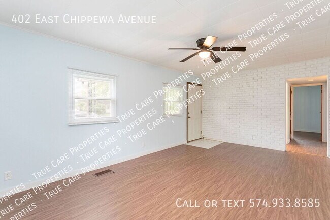 Foto del edificio - 402 E Chippewa Ave