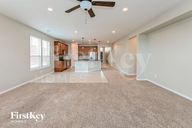 Foto del edificio - 25322 Squire Knoll St