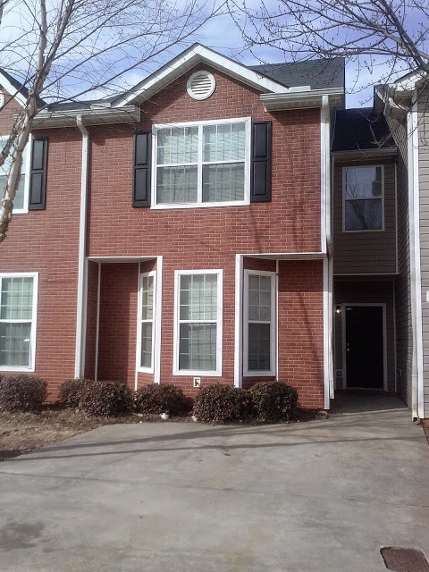 Foto principal - 2311 Nicole Dr