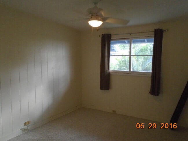 Building Photo - Great Kailua Neighborhood! Single Family h...