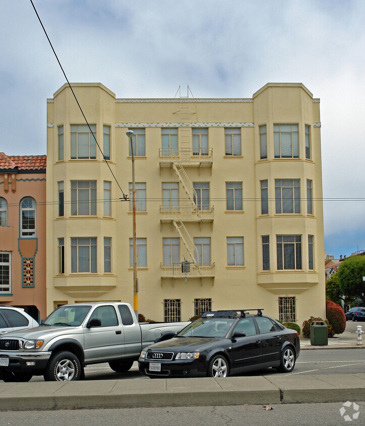 Building Photo - 1490 Jefferson St