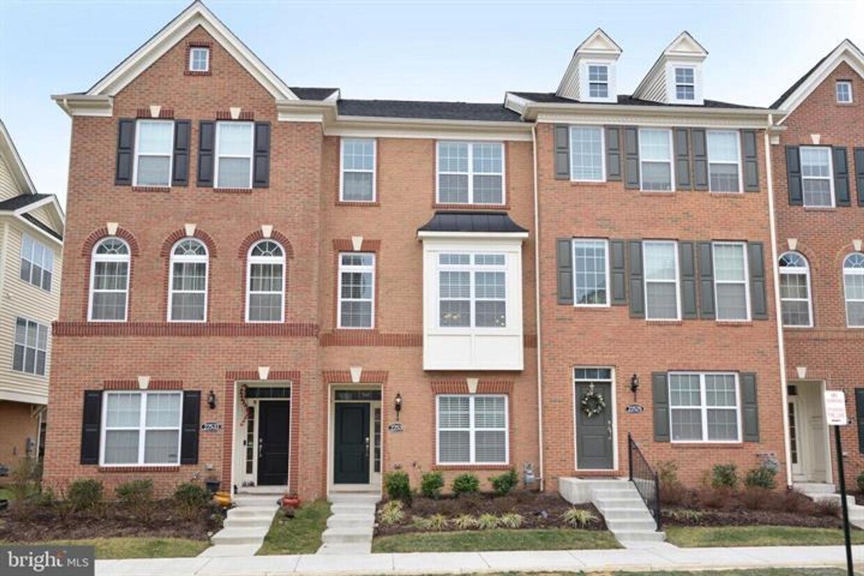 Foto principal - 22531 Cambridgeport Sq