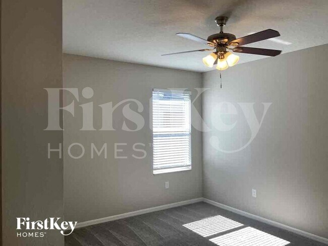Building Photo - 10108 Perthshire Cir