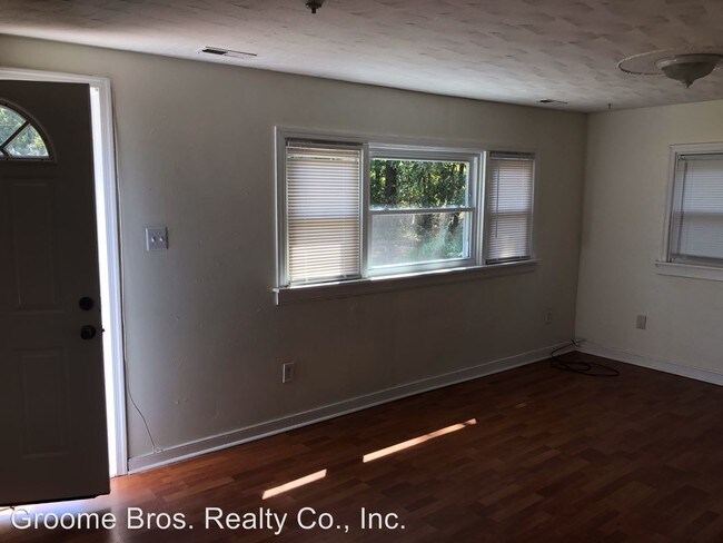 Building Photo - 2 br, 1 bath House - 2262 Mill Road