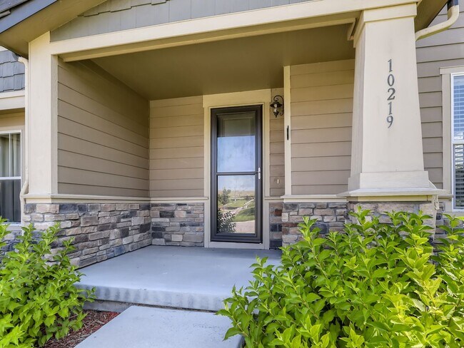 Building Photo - Lovely 3 Bedroom 2.5 Bath in Parker!