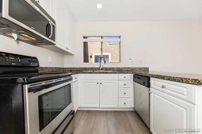 Building Photo - 17099 W Bernardo Dr