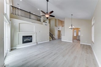 Building Photo - 926 Dancing Vines Ave