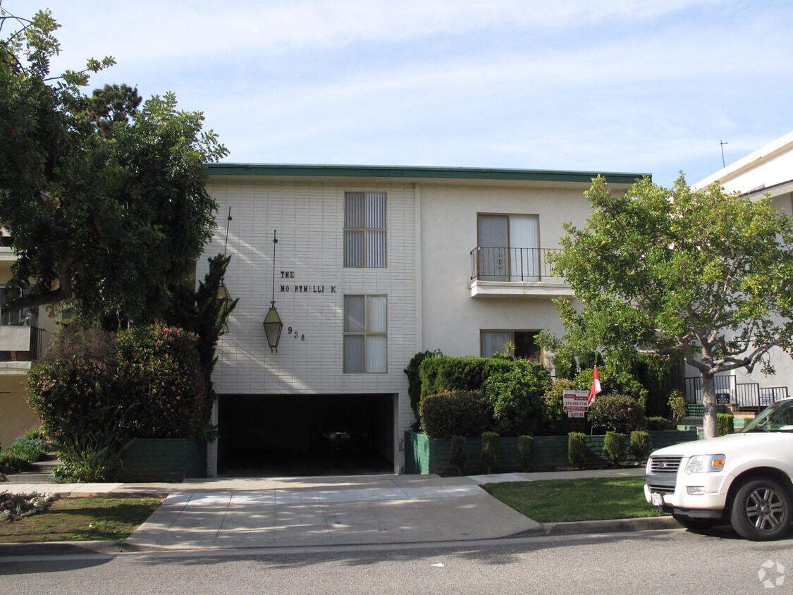 Building Photo - 938 10th St