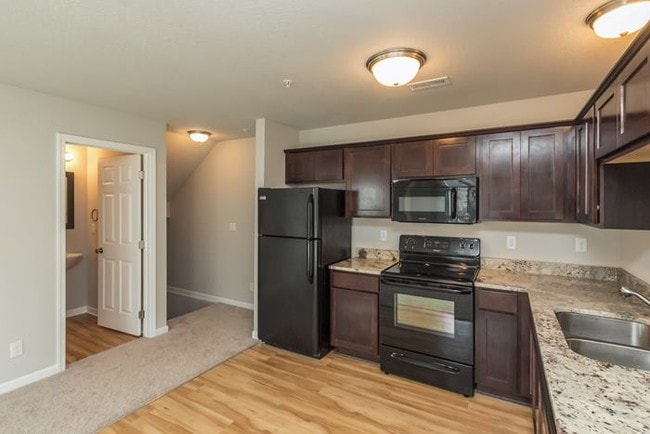 Building Photo - 1048 Opal Way