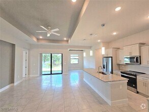 Building Photo - 1704 NW 38th Ave