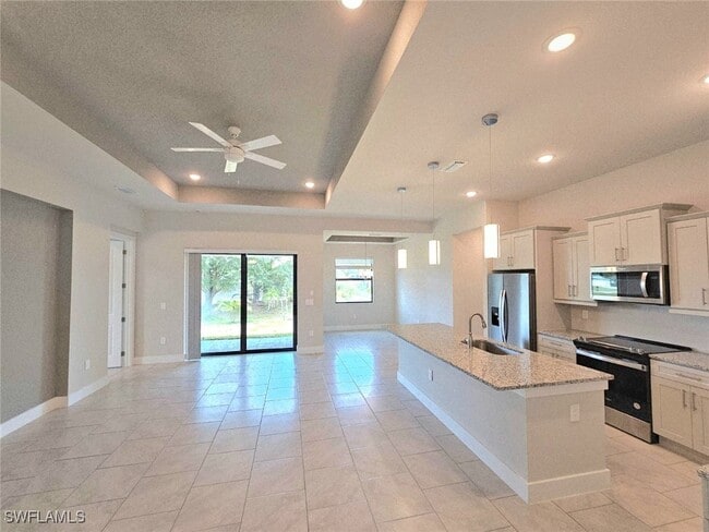 Building Photo - 1704 NW 38th Ave