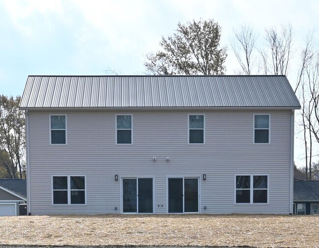 Foto del edificio - 132 Brushwood Dr