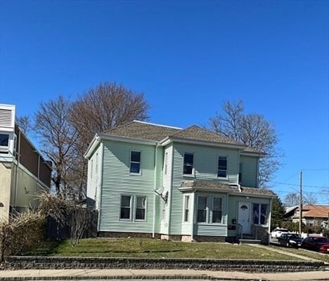 Building Photo - 417 Belmont St