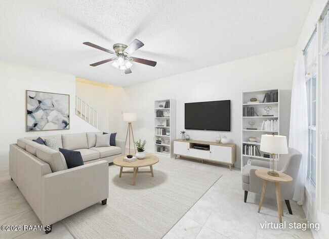 Foto del edificio - 809 Fox Run Ave