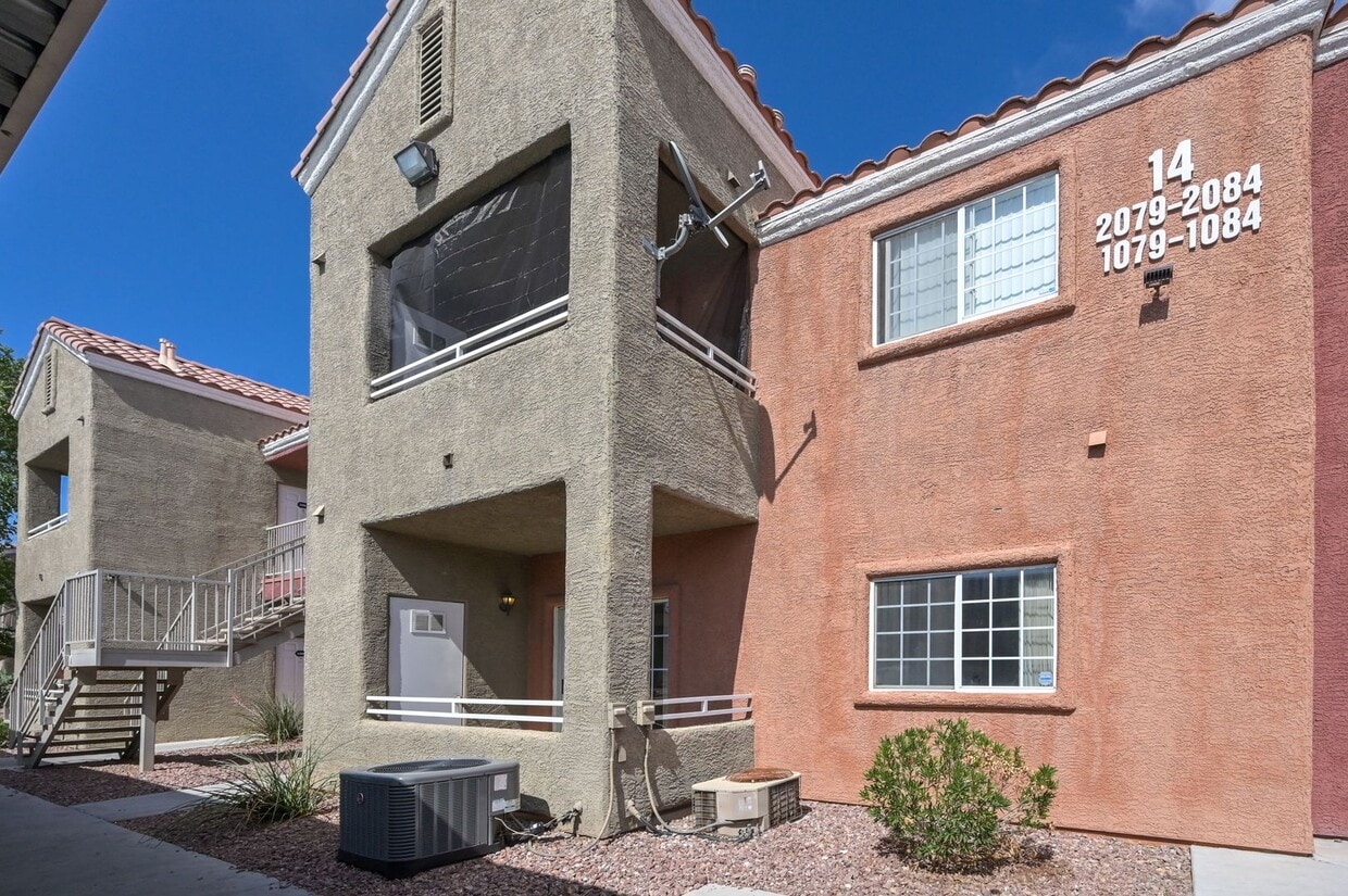 Primary Photo - NE Near Nellis! Gated! Community Pool, Spa...