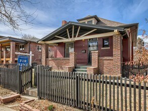 Building Photo - 445 N Washington St