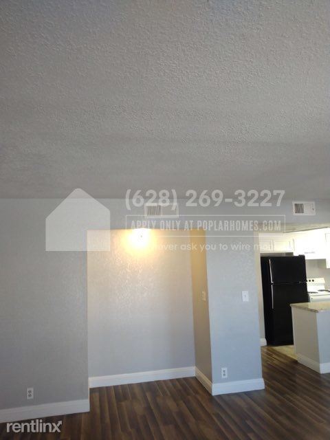 Building Photo - 2 br, 2 bath 4plex - 6245 Bellota Drive Un...