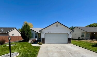 Building Photo - 16426 N Asbury Dr