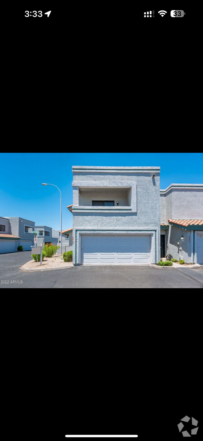 Building Photo - 8602 N 67th Dr
