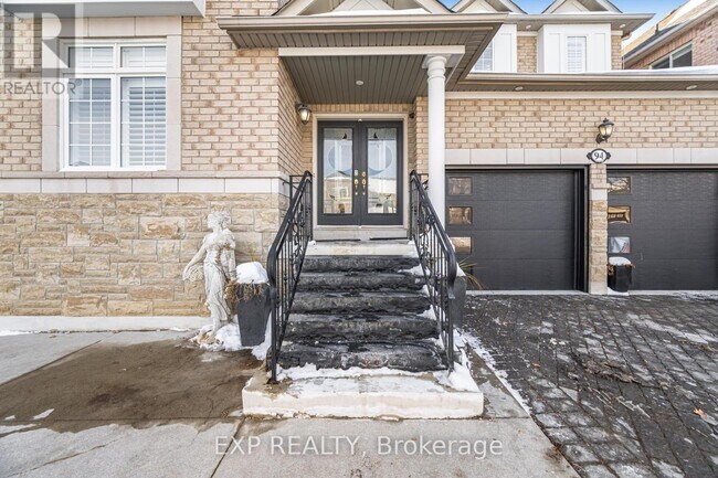 Building Photo - 94 Kingsview Dr