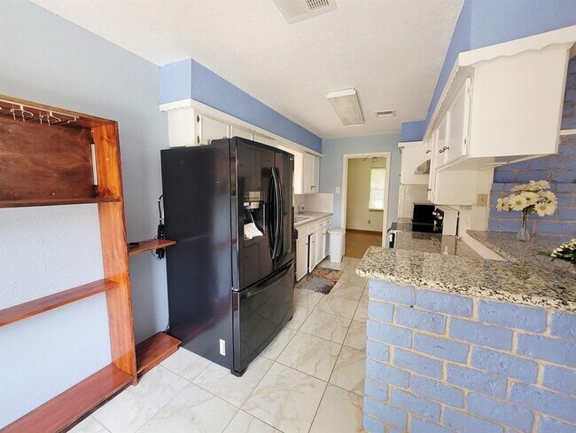 Foto del edificio - 12111 Pompano Ln
