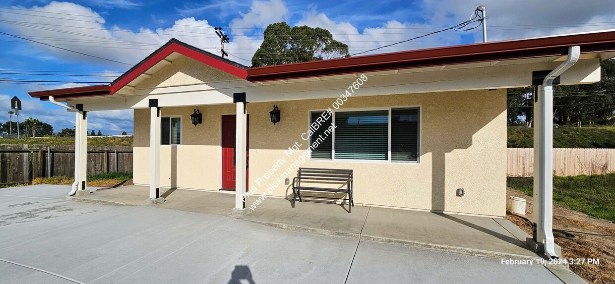 Primary Photo - Beautiful Orcutt Newer ADU Home Includes A...