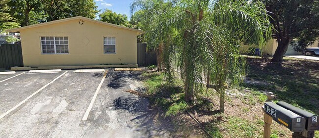 Foto del edificio - 932 NW 3rd Ave