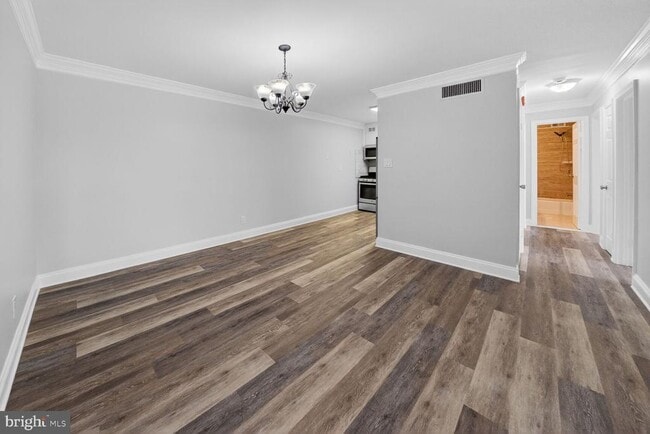 Building Photo - 4977 Battery Ln