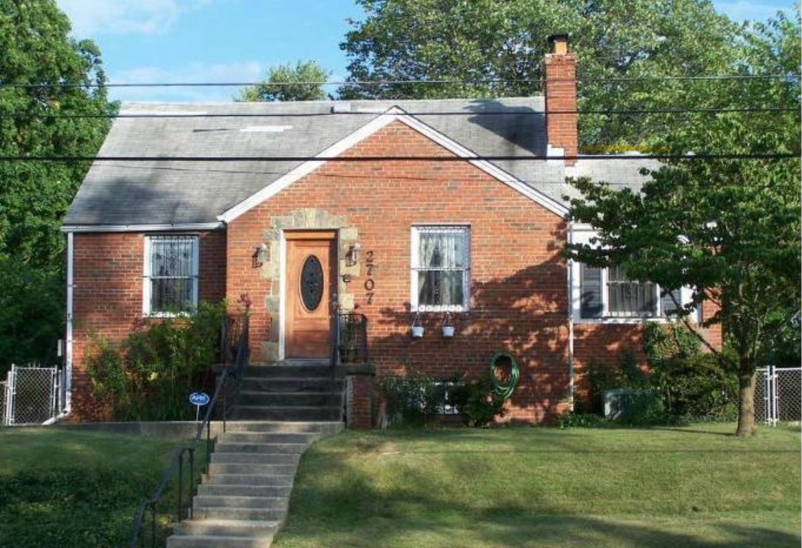 Foto principal - 2707 Fairlawn St