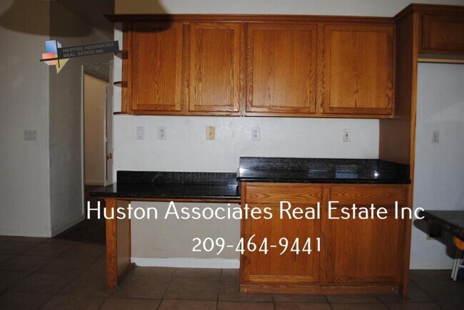 Foto del edificio - 9432 Snow Creek Circle