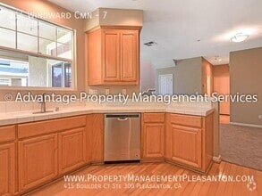Building Photo - 214 Windward Common