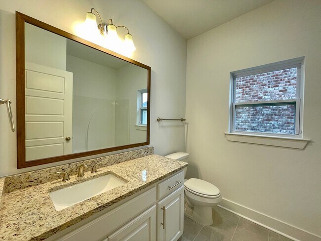 Foto del edificio - Brand New 4 bedroom home in Denham Springs