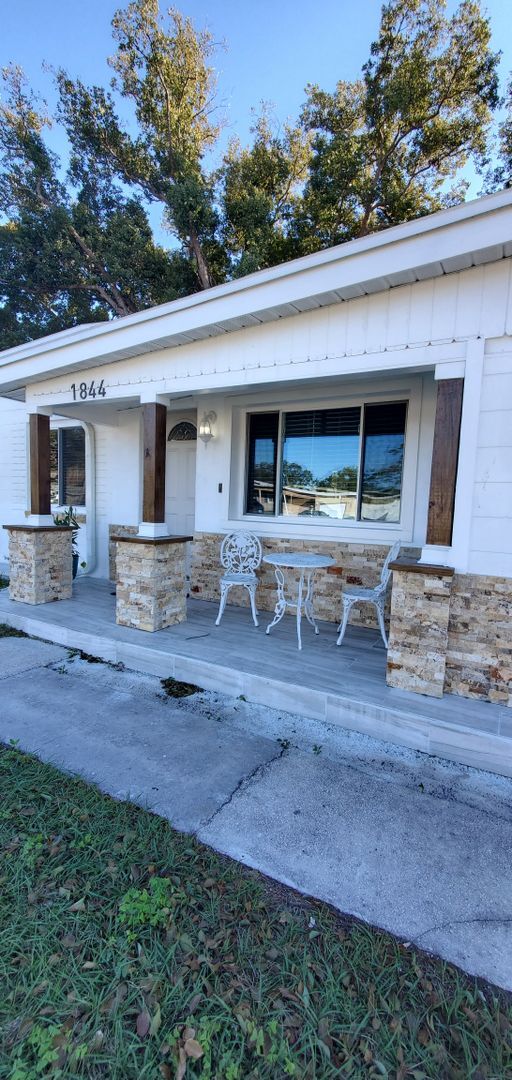 Building Photo - Beautiful remodeled home  Englewood neighb...