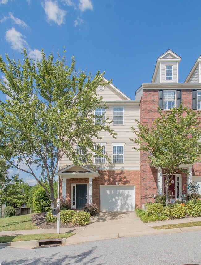 ThreeStory Townhome In Mauldin House Rental in Mauldin, SC