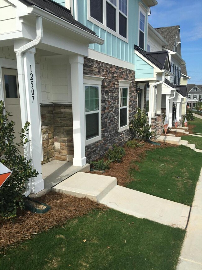 Foto del edificio - 12507 Bryton Ridge Pkwy